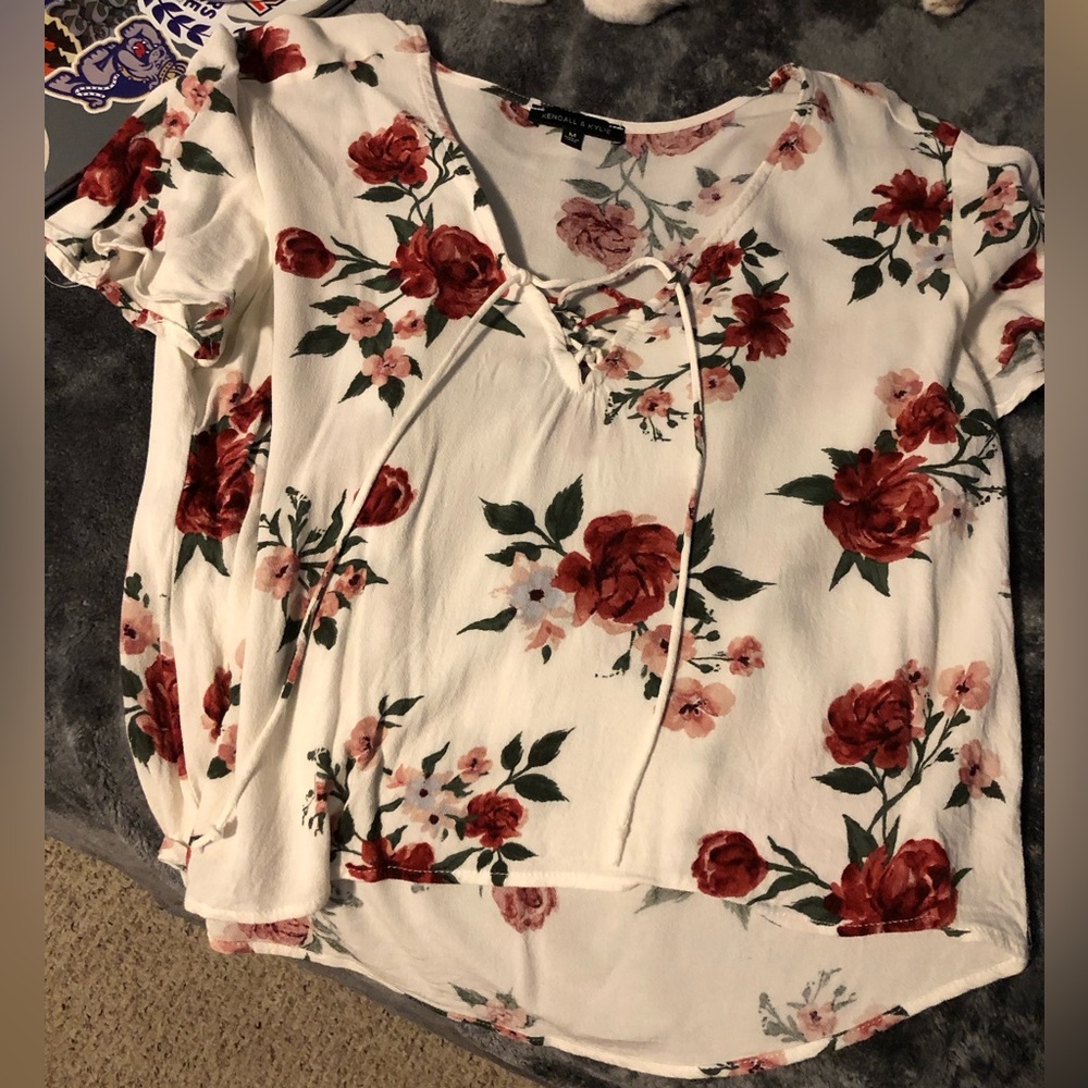 Kendall and Kylie rose crop top